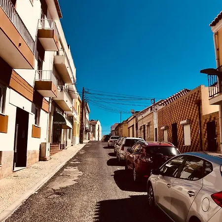 Roof View House - Village Peniche